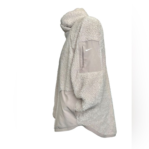 Blush Pink NIKE Women's high neck pullover size XL‎ EUC - Picture 3 of 11